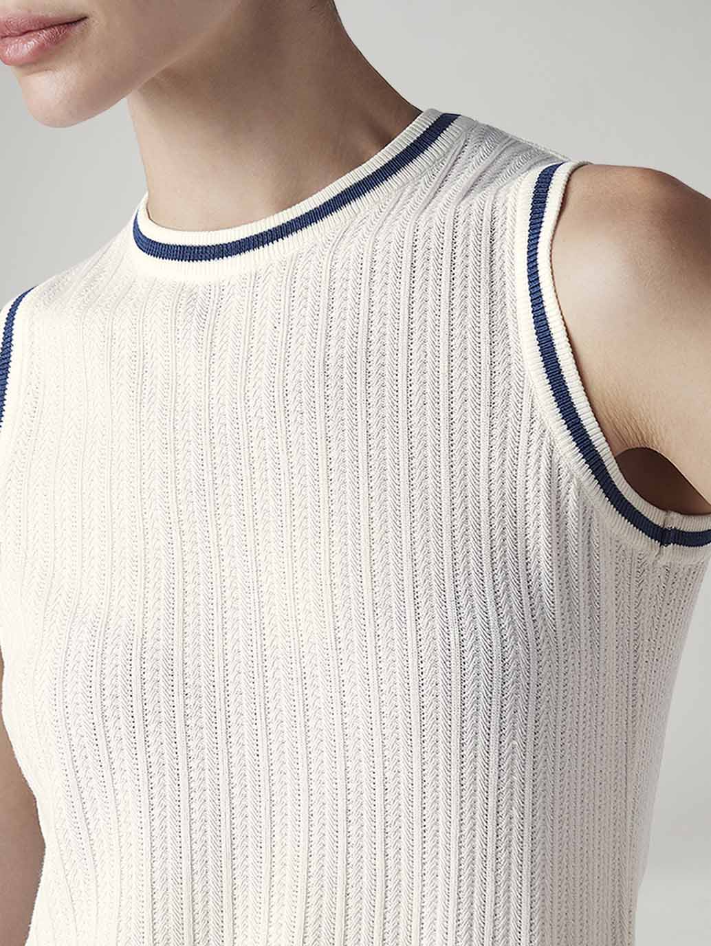 LEVIS Women's Pin Striped Slim Fit T-Shirt