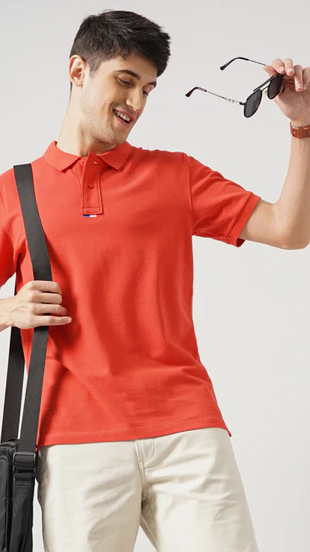 Celio Solid Regular Fit Cotton Coral T-Shirt (50% Off)