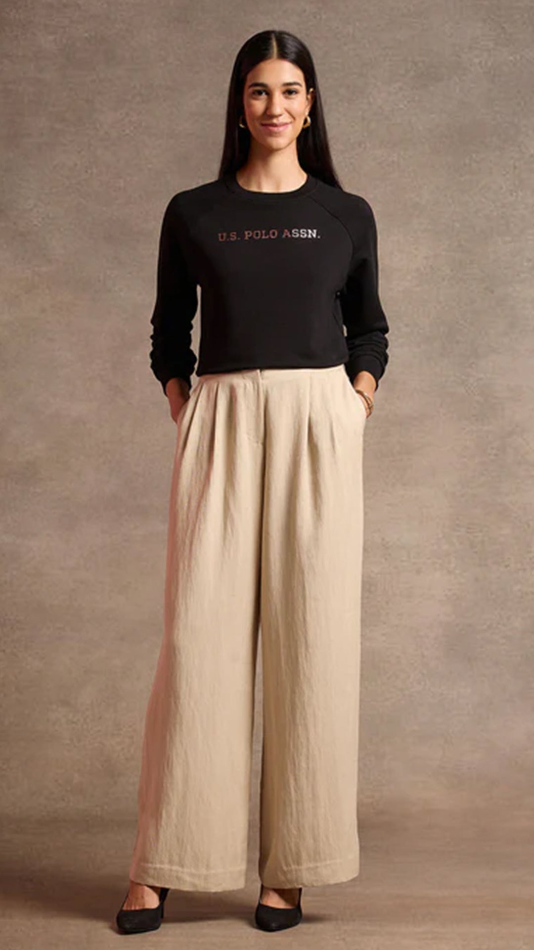 USPA Women's Foil Printed Logo Sweatshirt