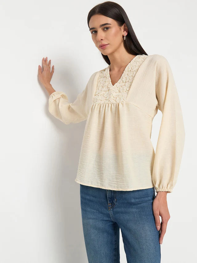 MADAME Off-White Printed Top