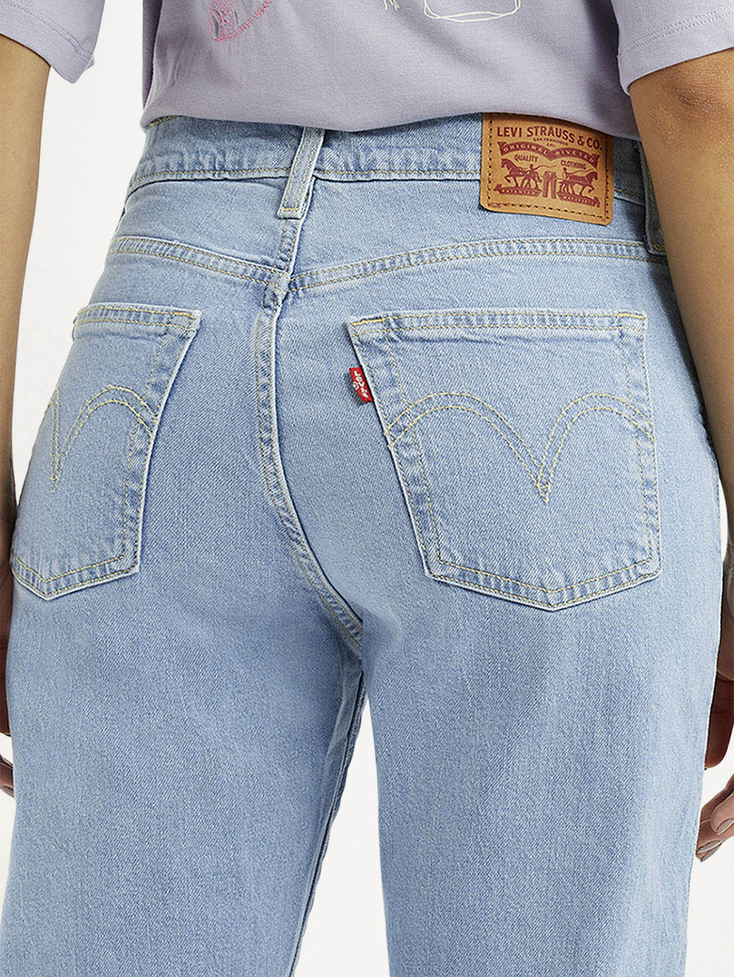 LEVIS Women's Light Blue Wedgie Straight Fit Mid Rise Jeans