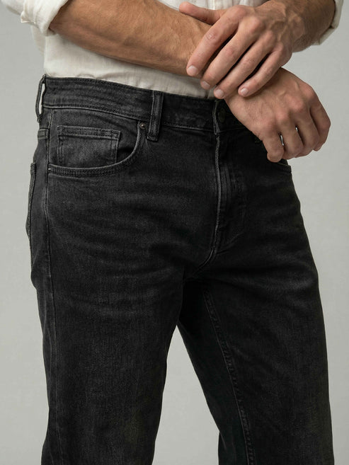 CELIO Men Black Solid Straight Fit Cotton Jeans