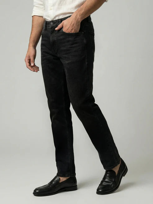 CELIO Men Black Solid Straight Fit Cotton Jeans