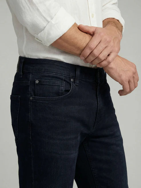 CELIO Black Solid Straight Fit Cotton Jeans