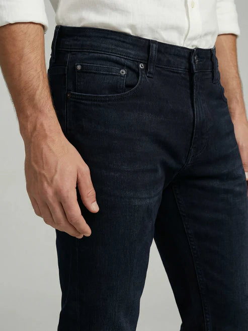 CELIO Black Solid Straight Fit Cotton Jeans